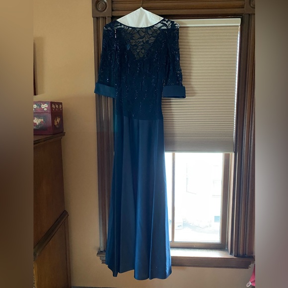 Midnight Blue Lace 3/4 Sleeve Long Dress - Picture 1 of 3